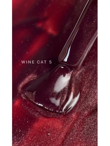 Saga Wine Cat Eye Gel Polish №05 ,10 ml 