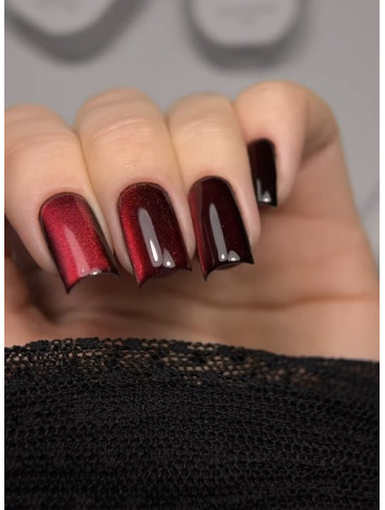 Saga Wine Cat Eye Gel Polish №03 ,10 ml 